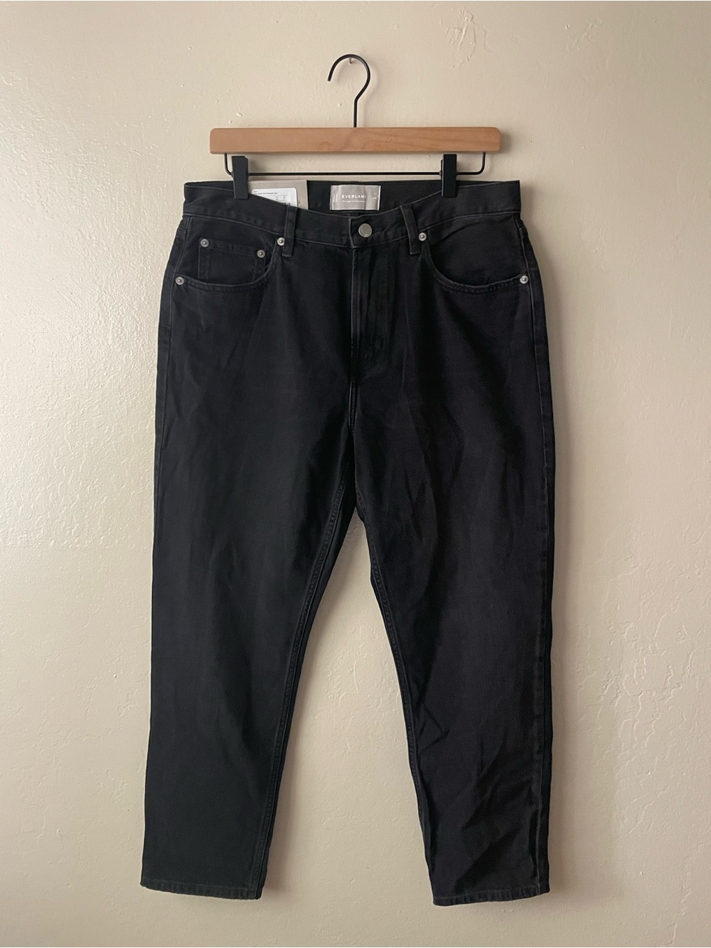 Everlane women’s high rise the super soft relaxed denim Jeans black stormy